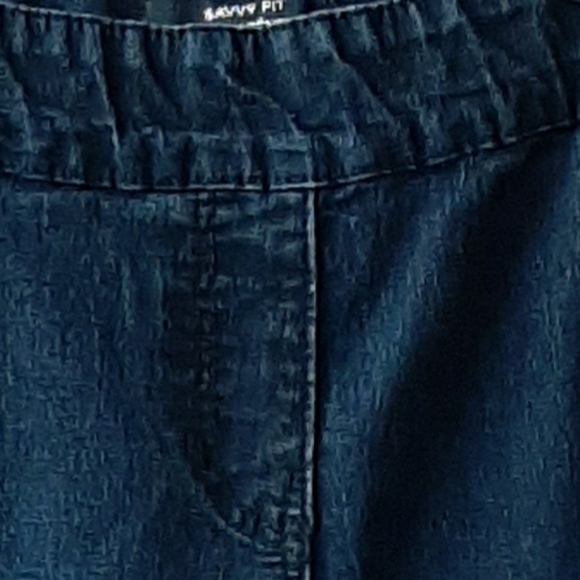 Pennington's Savvy Fit Like New Jeans - Picture 5 of 8